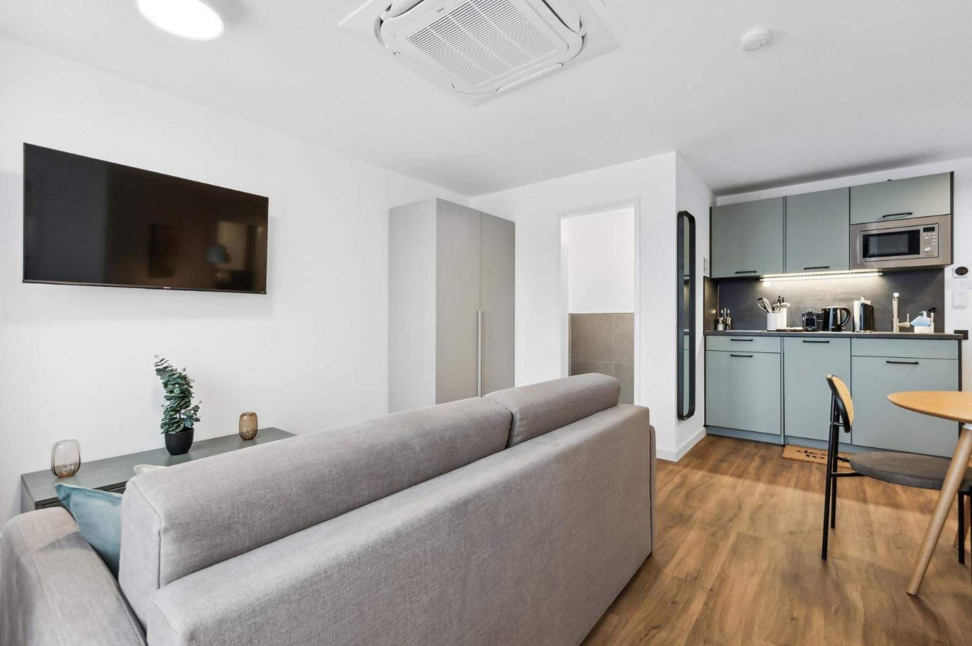 Limehome Oberhausen Paul-Reusch-Str Room photo